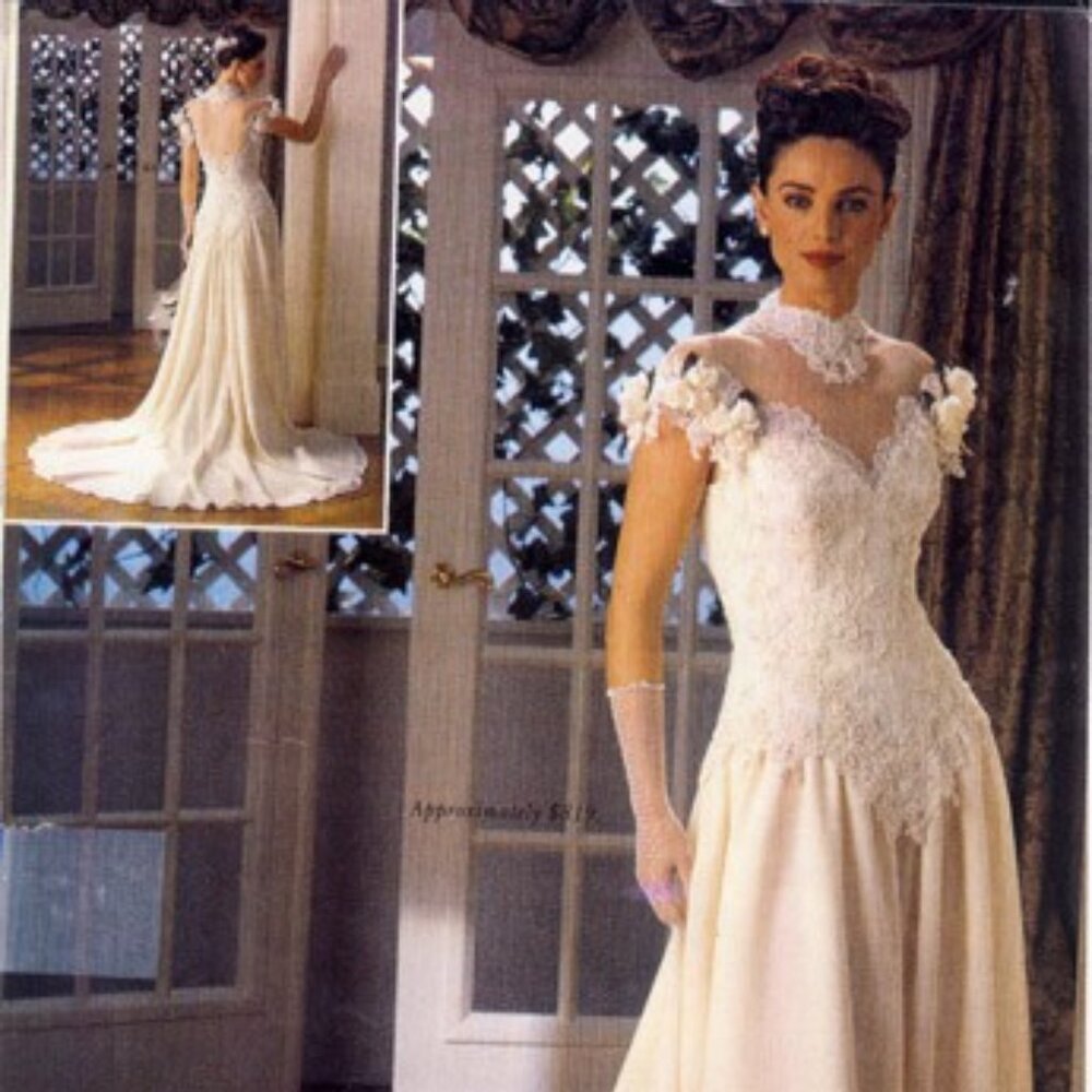 Gorgeous Wedding Dress in perfect condition (Alfred Angelo)